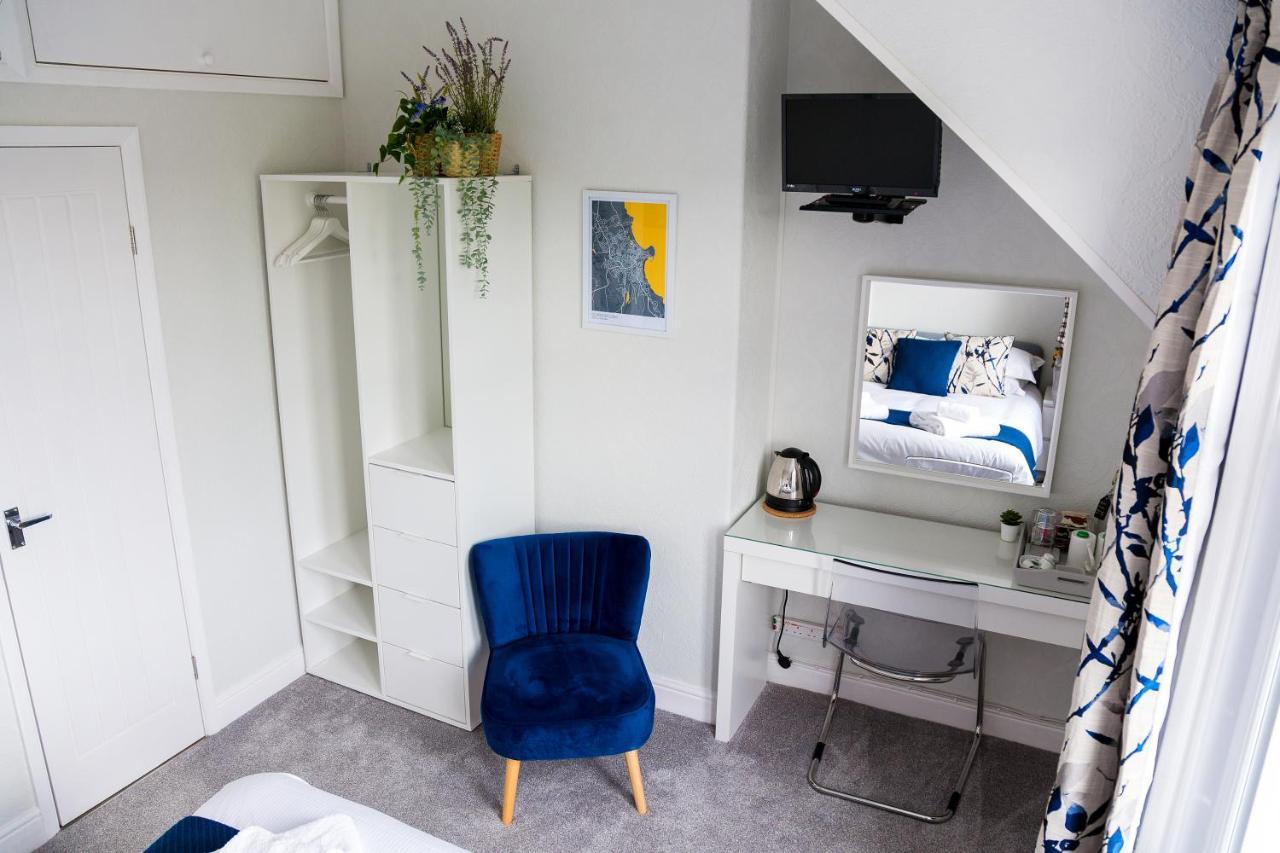Kingsway Guesthouse - A Selection Of Single, Double And Family Rooms In A Central Location Scarborough Exterior photo