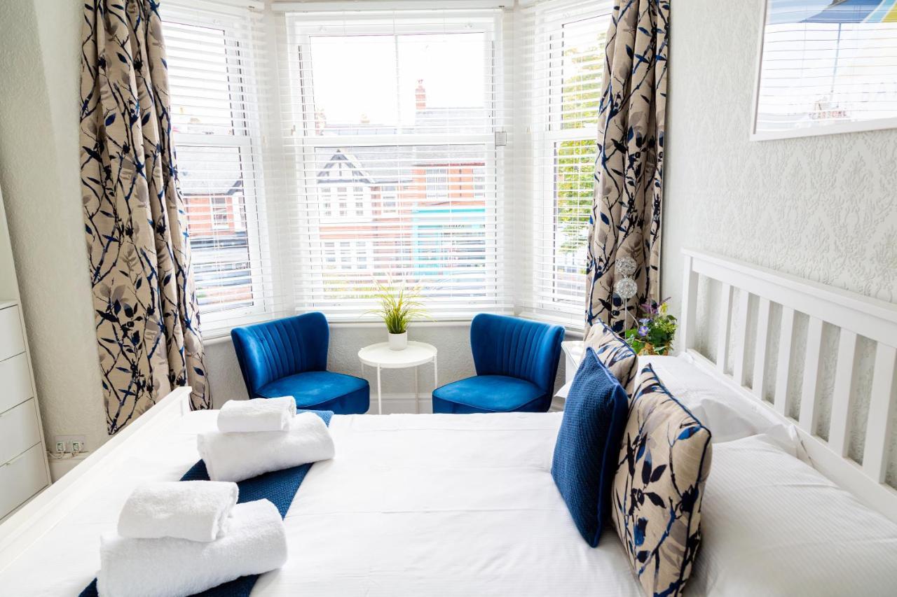 Kingsway Guesthouse - A Selection Of Single, Double And Family Rooms In A Central Location Scarborough Exterior photo